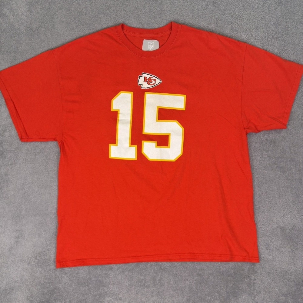 NFL Shirt Mens 2XL‎ Red Short Sleeve Kansas City Chiefs Patrick Mahomes